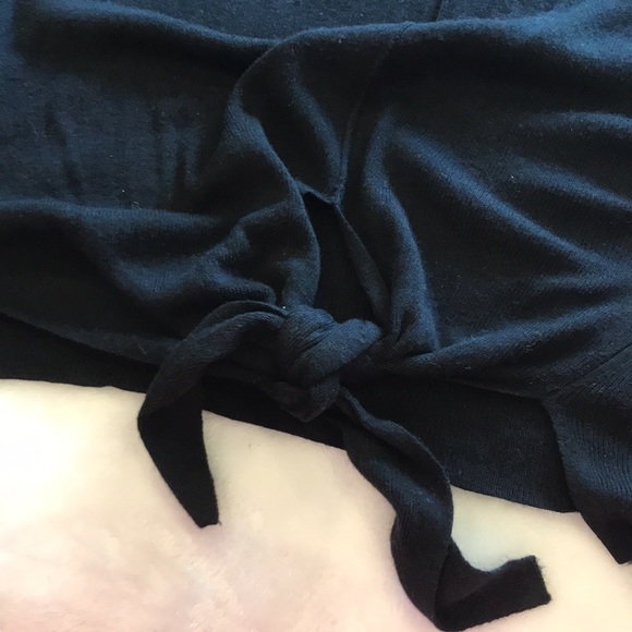 Express tin sweater tie front top size L - Picture 11 of 11